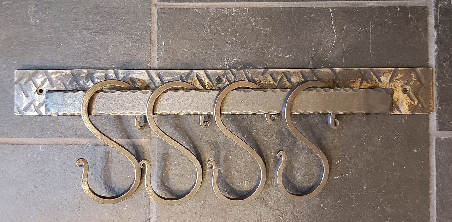 18" Hanging Rack
