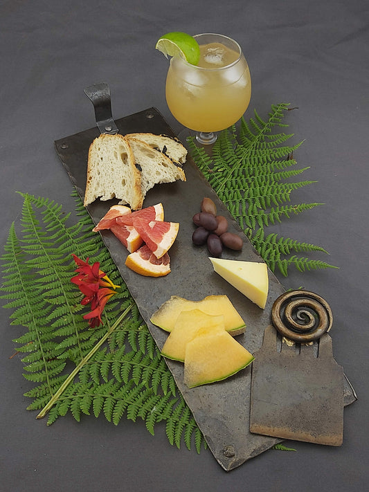 Sawblade Cheese Knife 3