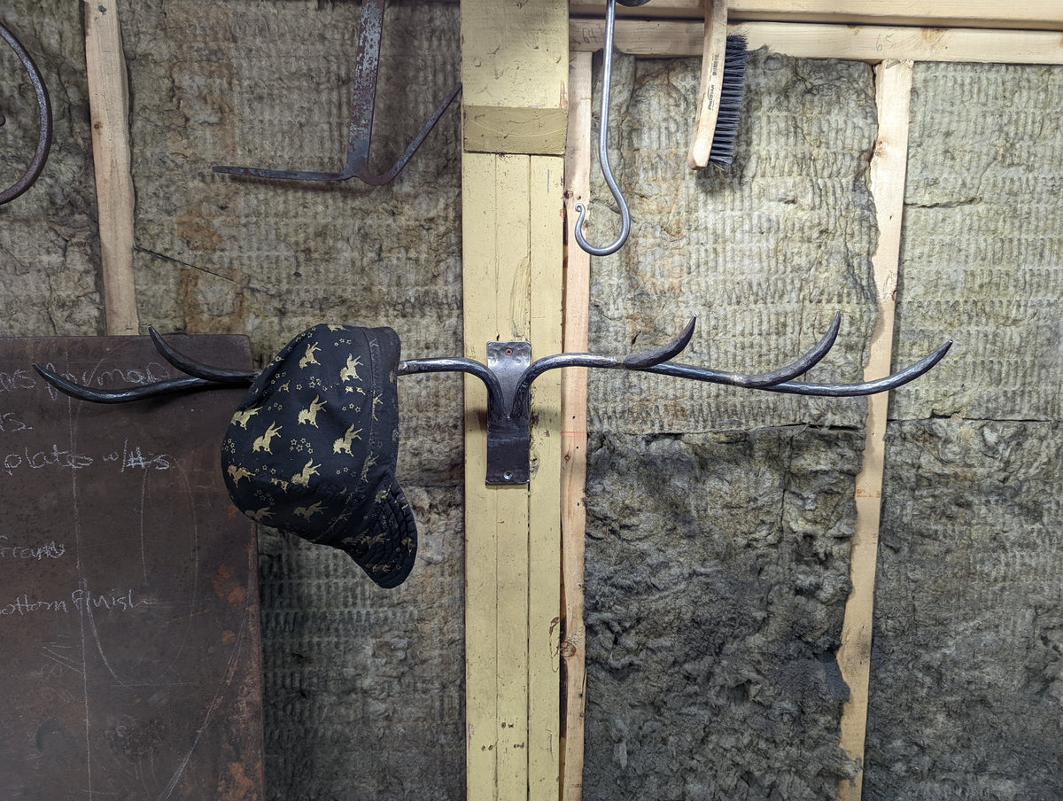 Rusty Shop Rack Rack Rack – Rusty Redstar